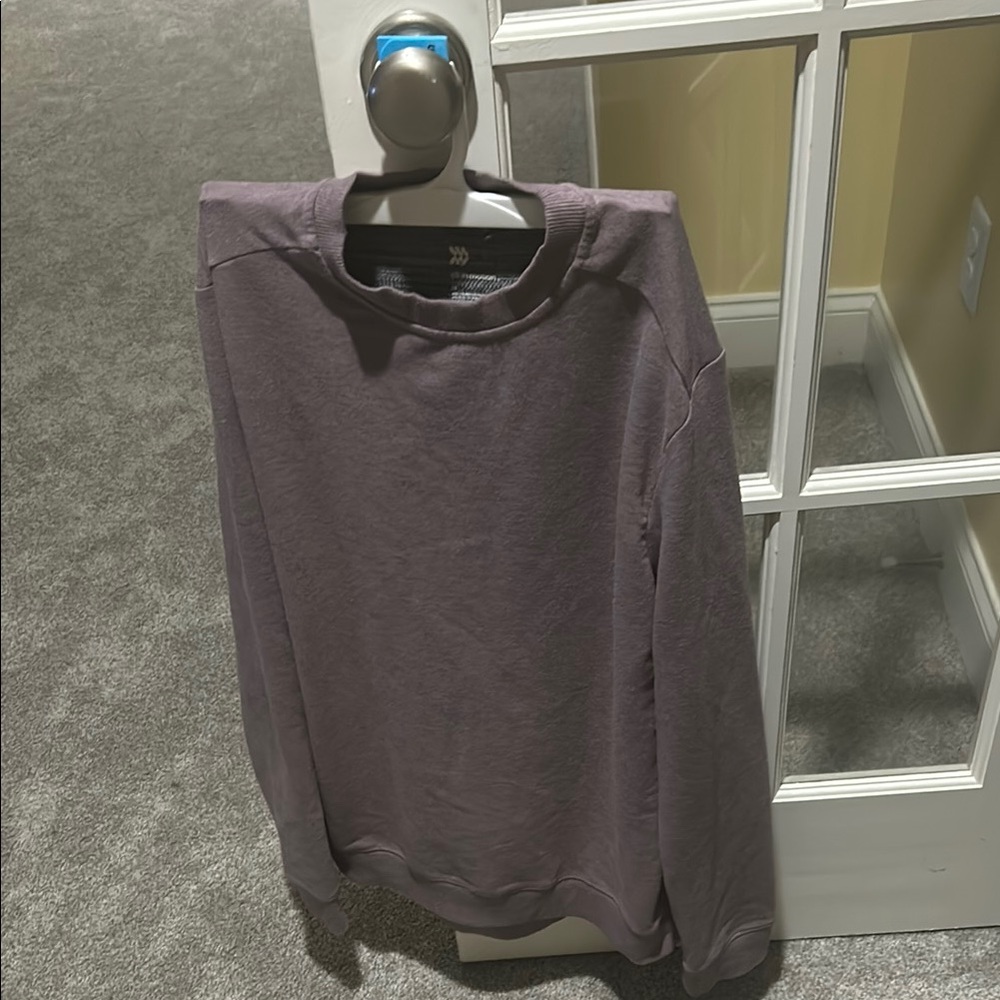 Men’s mauve Crewneck Sweatshirt size medium